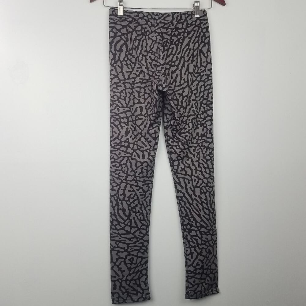 Acrylick | Jordan Sneaker Print Leggings Pant Gray - Picture 3 of 5